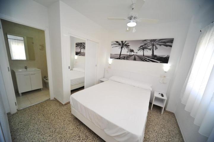 Apartamentos Estoril I - II Orangecosta Benicàssim Rum bild